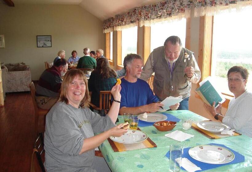 Wildberry Country Lodge B&b