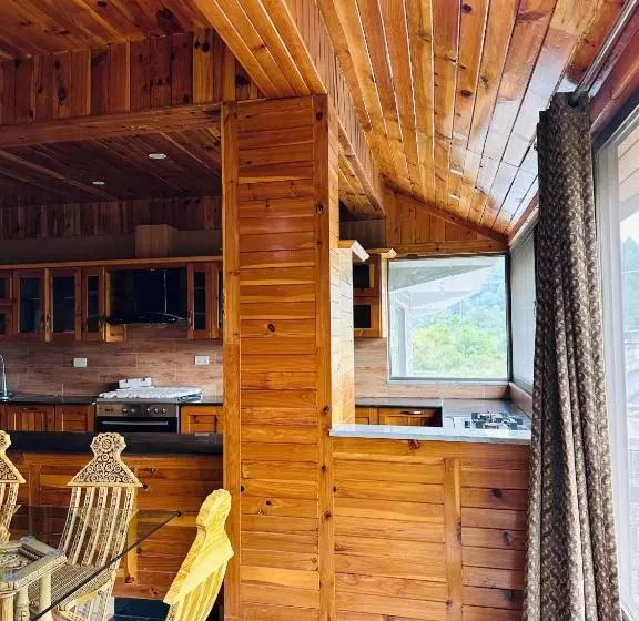 تختخواب و صبحانه Hill Side Cottage