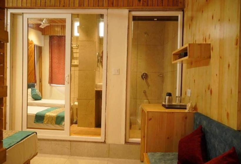 Goroomgo Hotel Gandhi S Paradise Dharamshala