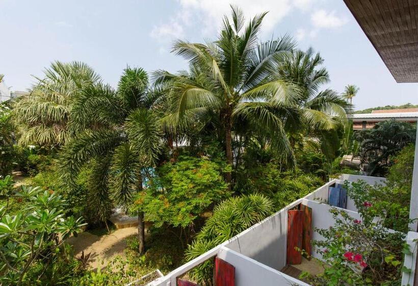 هتل Greenlight Fisherman S Village Resort & Café