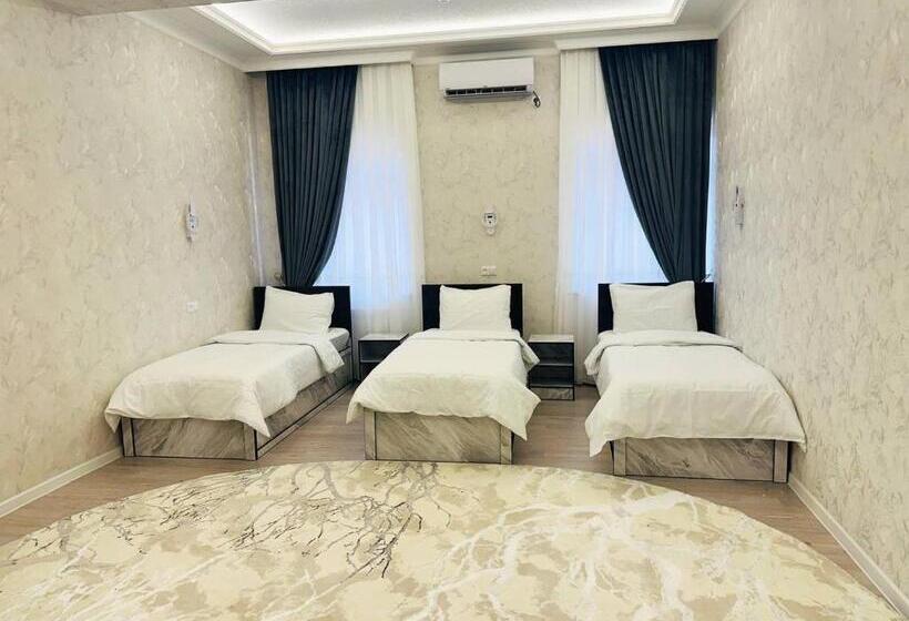 בית מלון כפרי Status Inn