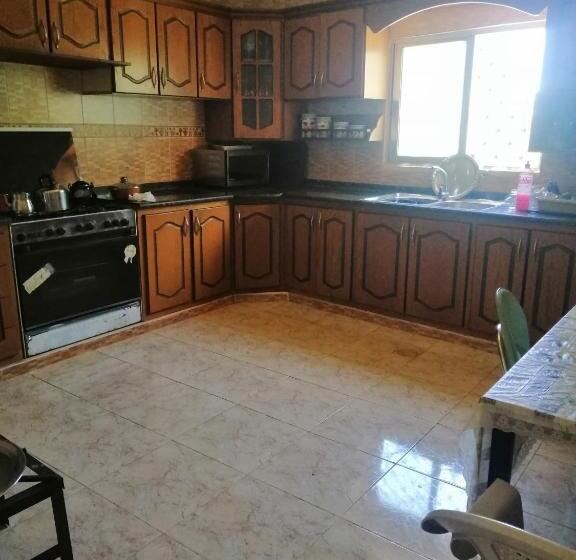 پانسیون Beni Hamida Tourist Restaurant