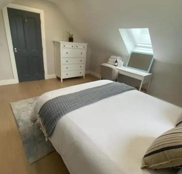 膳宿费 Beyren House Guest Suite