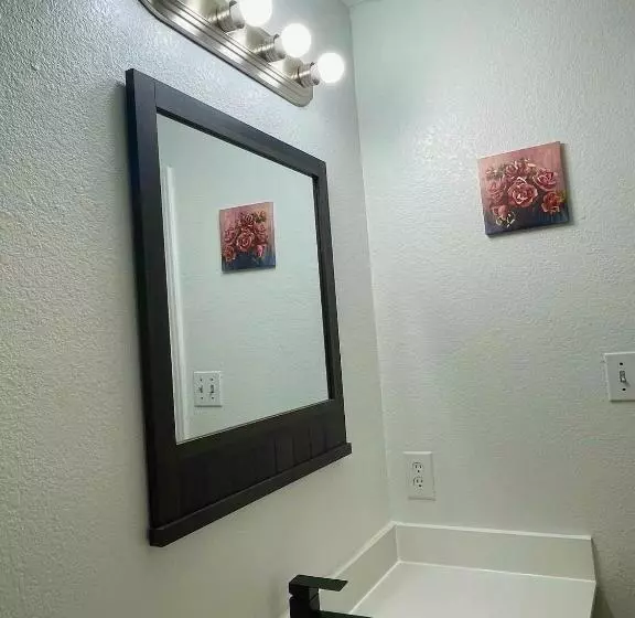 Majatalo Private Room Near Downtown Dallas9