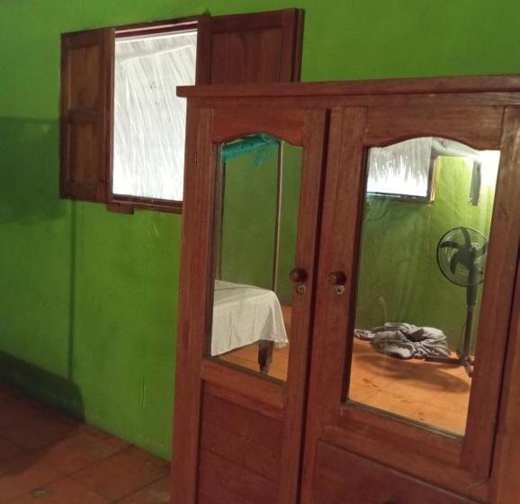 بنسيون Templanza Del Pacífico Hostal