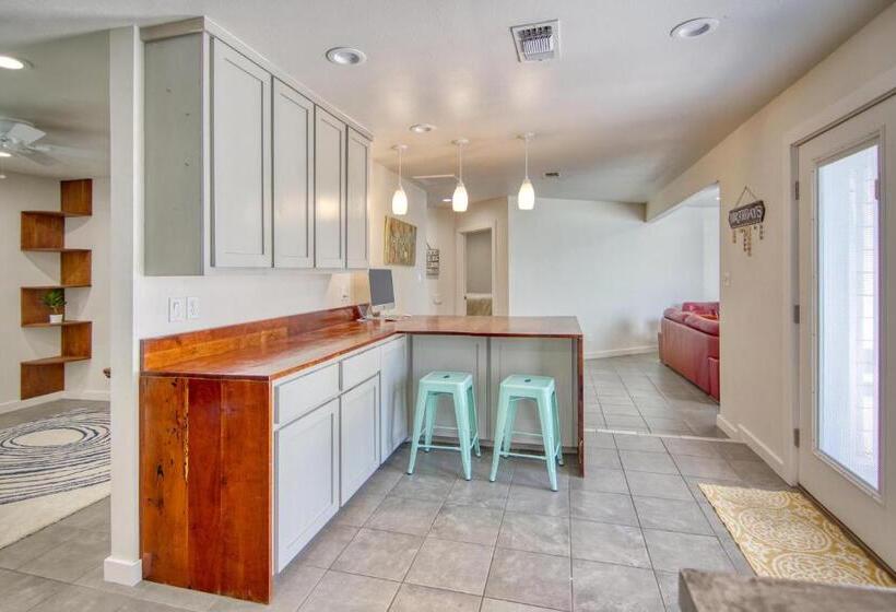 بنسيون Texas Topaz In Mason