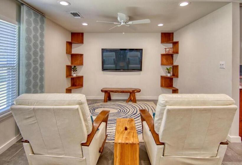 بنسيون Texas Topaz In Mason