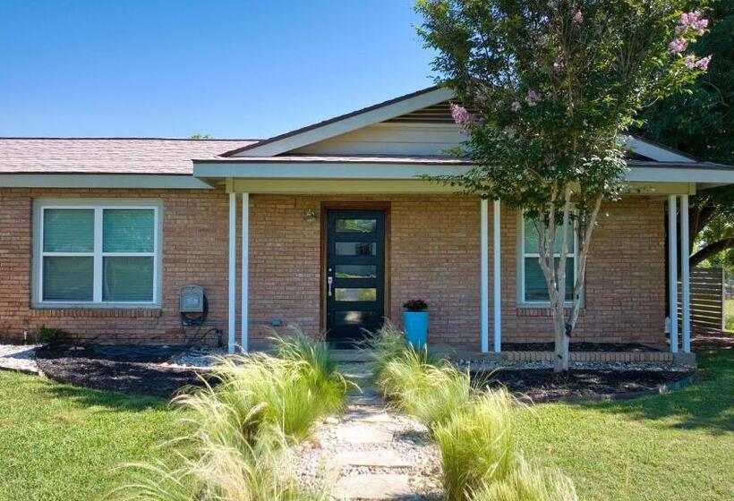 بنسيون Texas Topaz In Mason