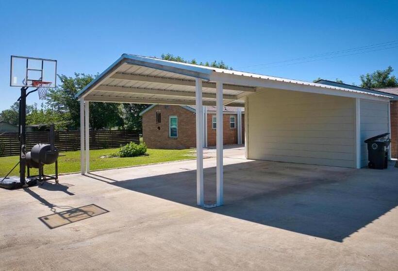 بنسيون Texas Topaz In Mason