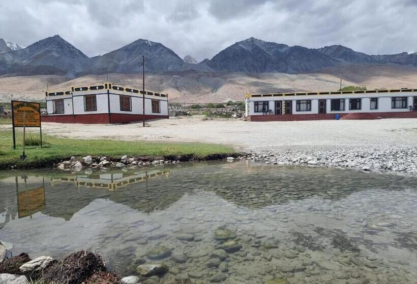 بنسيون Zamthapa Guest House Merak By Lexstays