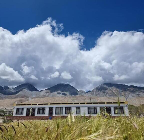 بنسيون Zamthapa Guest House Merak By Lexstays