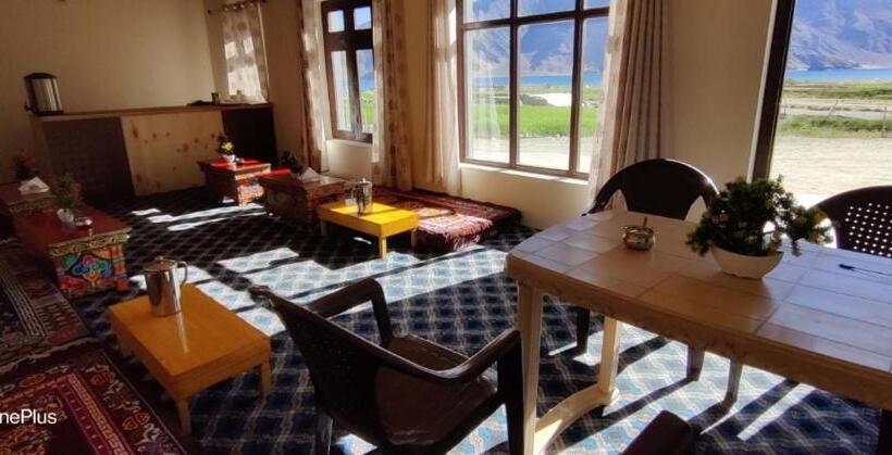 بنسيون Zamthapa Guest House Merak By Lexstays