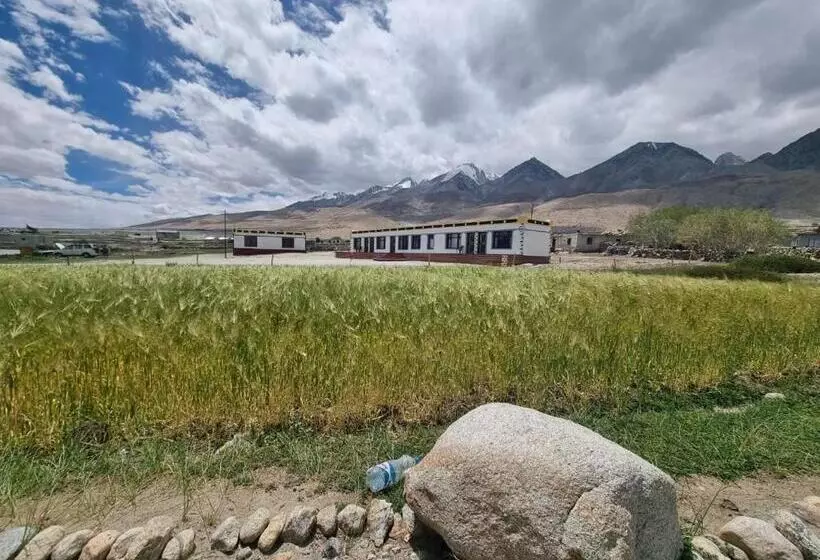 ペンション Zamthapa Guest House Merak By Lexstays