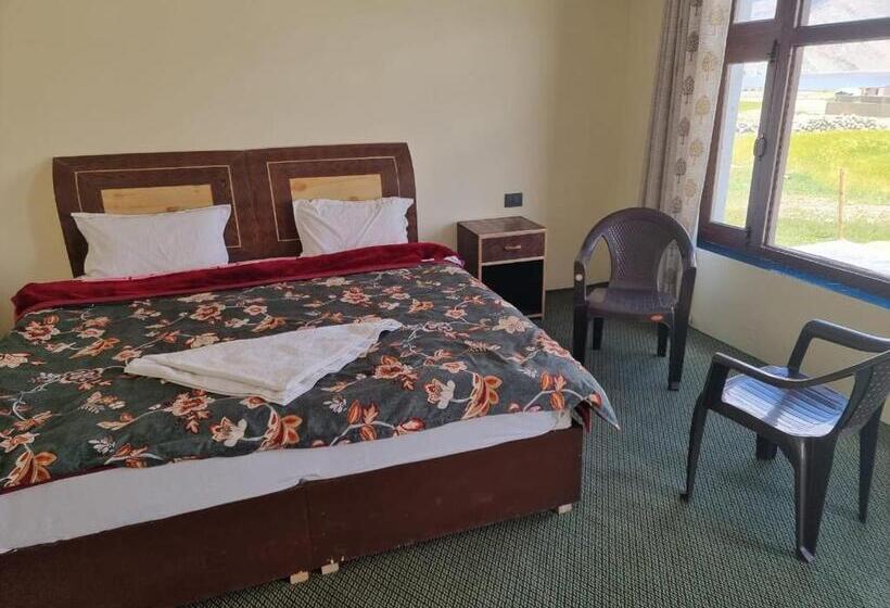 بنسيون Zamthapa Guest House Merak By Lexstays