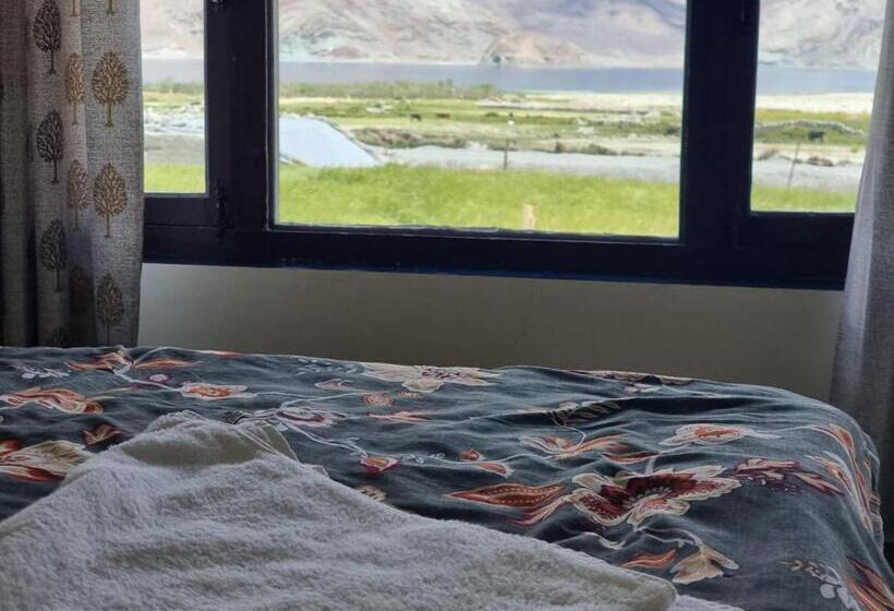 بنسيون Zamthapa Guest House Merak By Lexstays