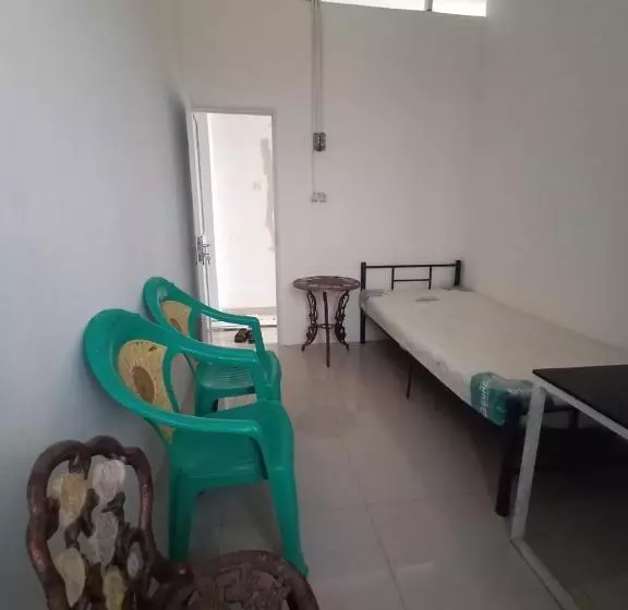 Retkeilymaja Almic Guesthouse Bogor