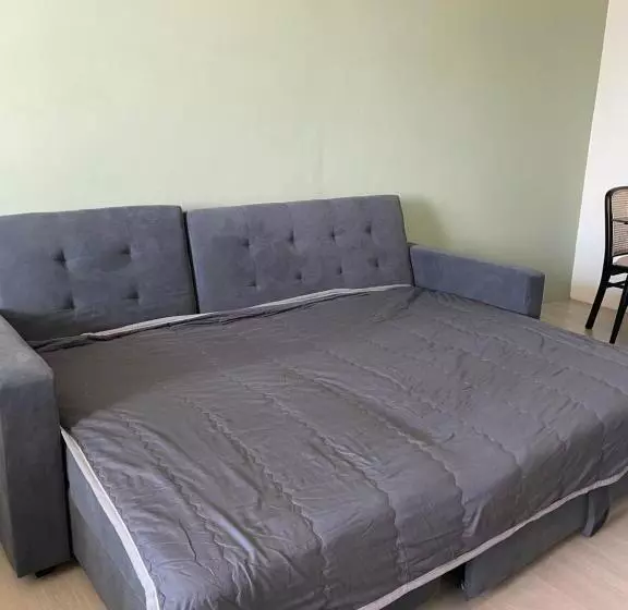 Getawayhub Roxy Sematan Beach Apartment