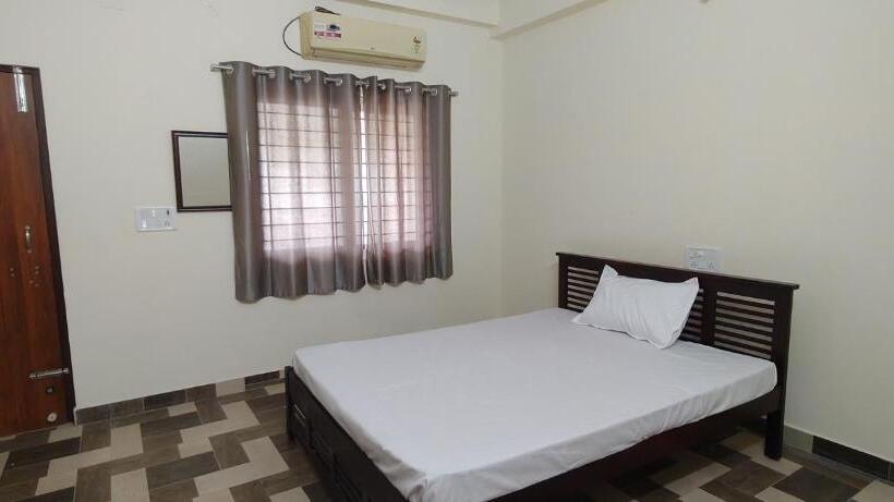 Hotel Ayyans Park Inn