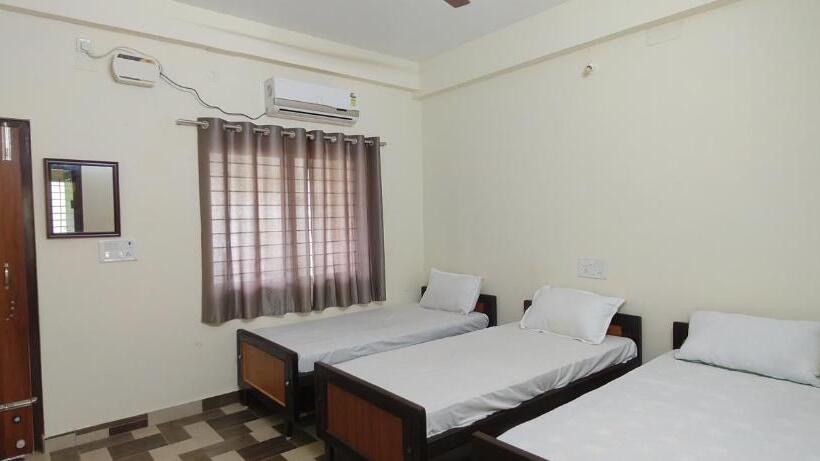 Hotel Ayyans Park Inn