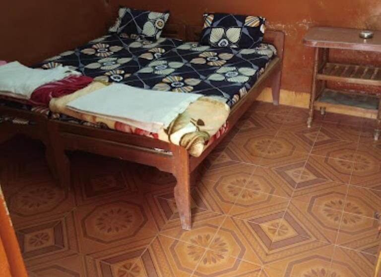 בית מלון כפרי City Guest House Bhuj