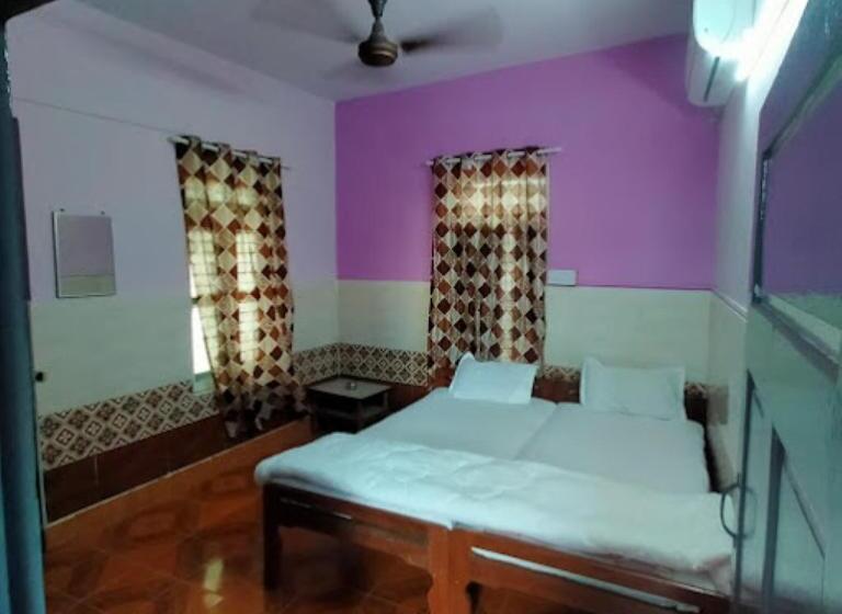 בית מלון כפרי City Guest House Bhuj
