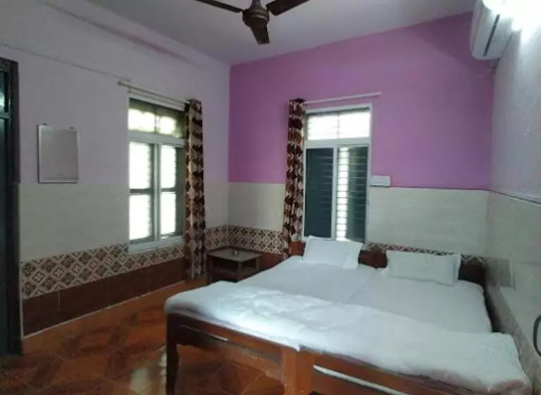 Hotelli City Guest House Bhuj