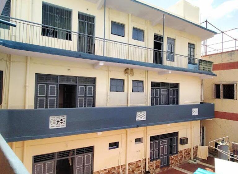 בית מלון כפרי City Guest House Bhuj