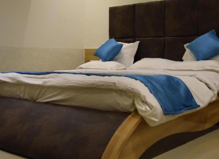 Szálloda Madhav Ahmedabad