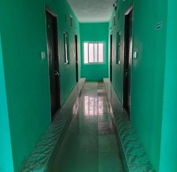 هتل Srinivasa Serviced Apartment Keelkattalai