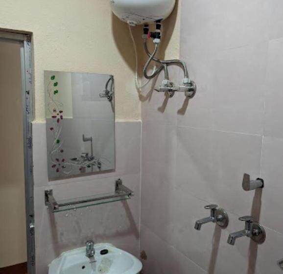 هتل Tm Guest House