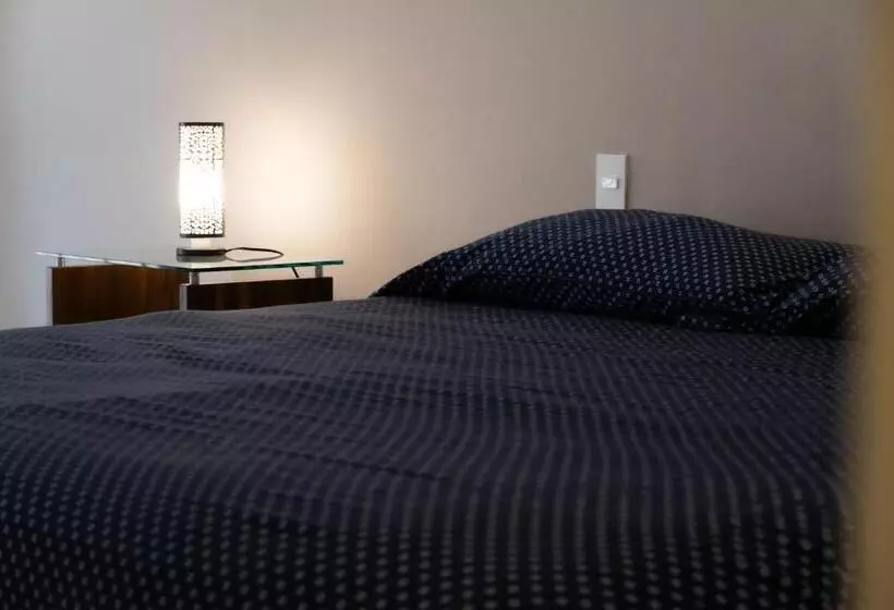 Infinity Suites Habitación Sencilla 104