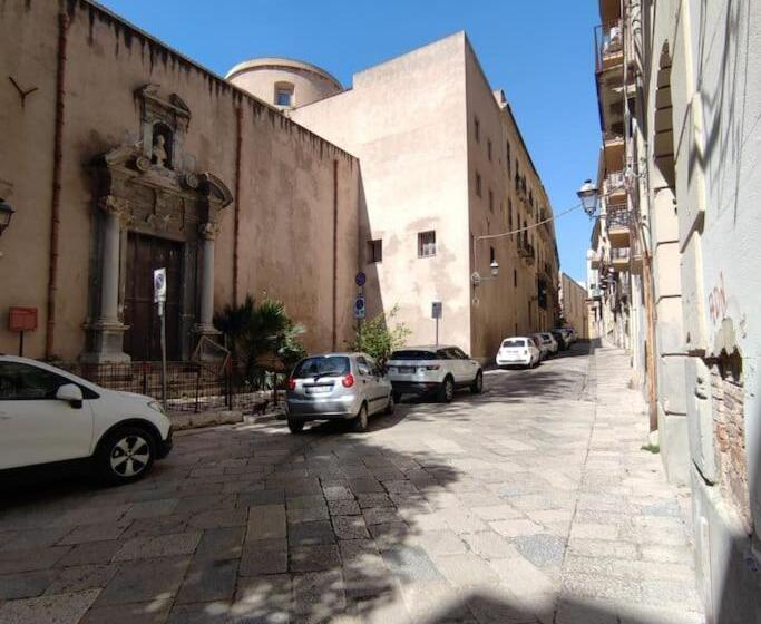 膳宿费 A Casuzza Sapurita