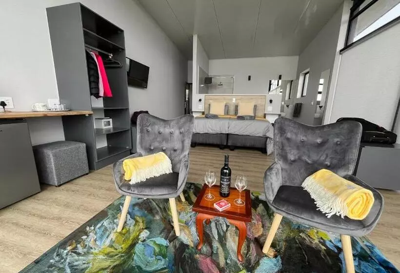 Majatalo Die Uitzicht Guesthouse   Knysna