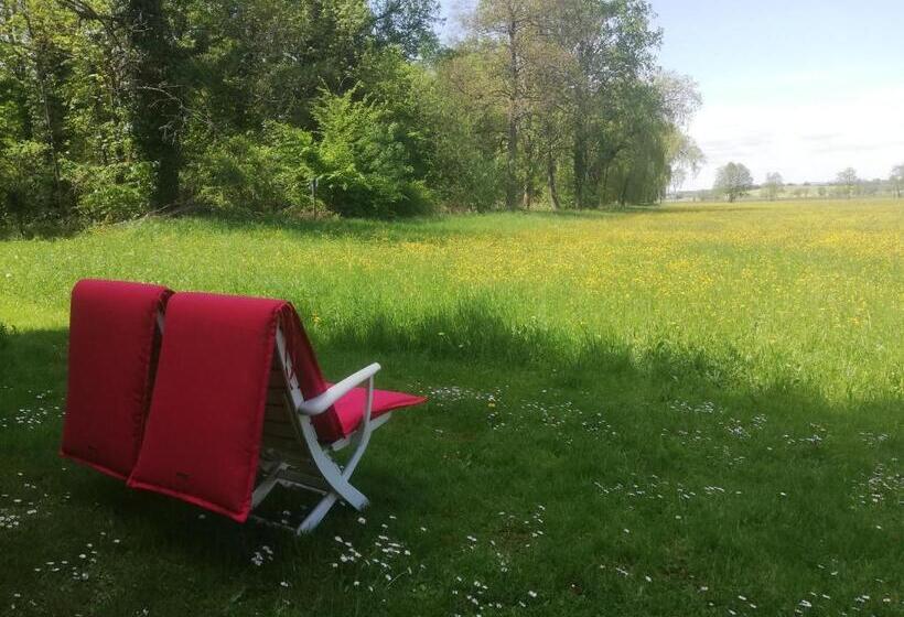 פנסיון Gîte Coté Jardin