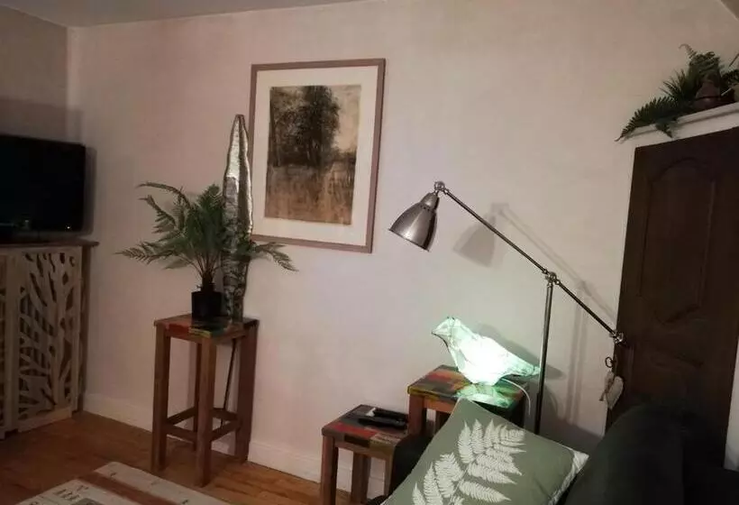 ペンション Gîte Coté Jardin