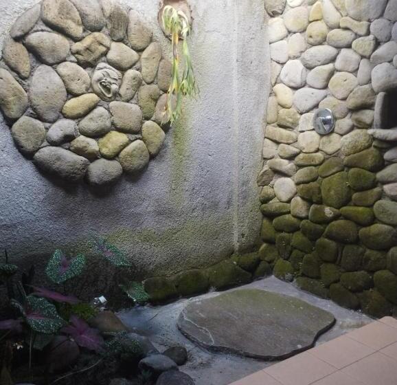 膳宿费 Joglo Breeze Guesthouse And Villa