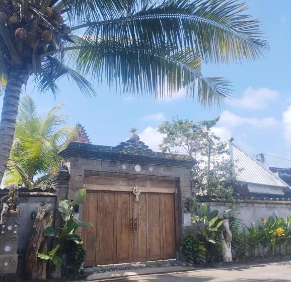 膳宿费 Joglo Breeze Guesthouse And Villa