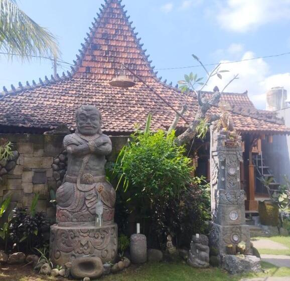 膳宿费 Joglo Breeze Guesthouse And Villa