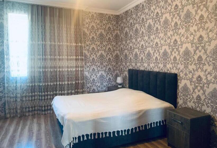 پانسیون Uplistsikhe Guest Paluma