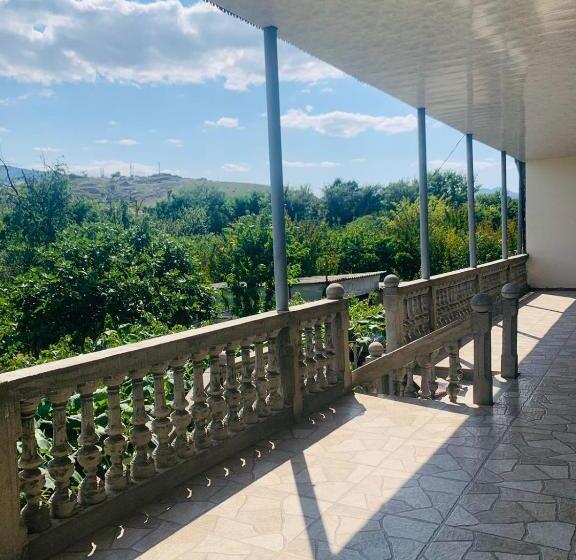 پانسیون Uplistsikhe Guest Paluma