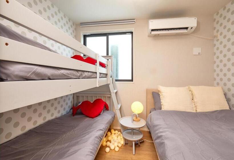 פנסיון Skytree View Terrace