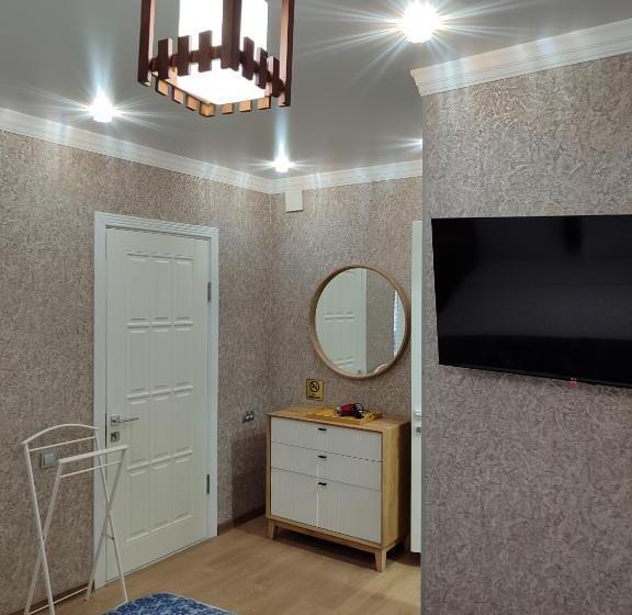 پانسیون The Oldman House