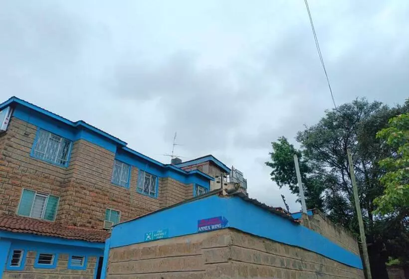 پانسیون Upperhill International Guest House