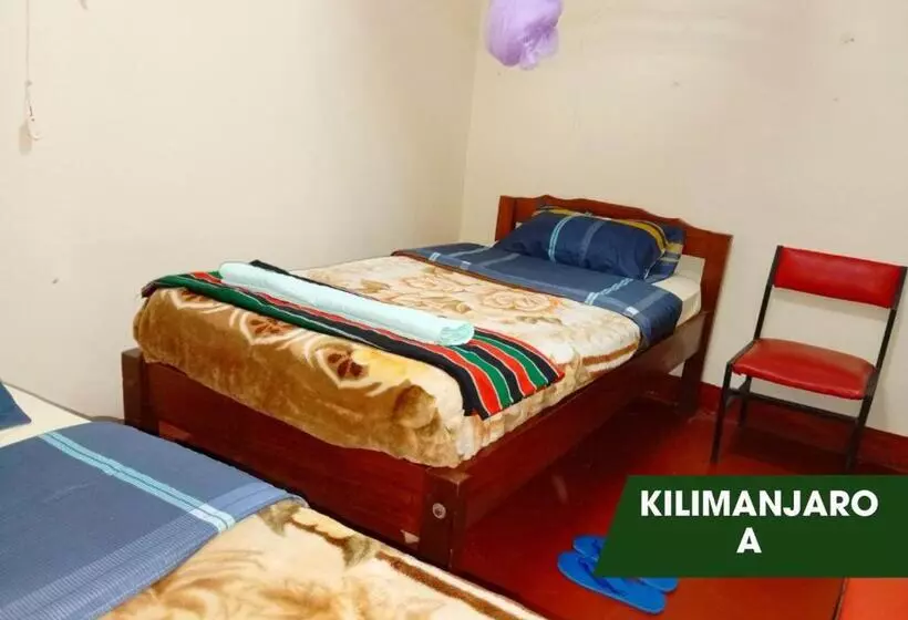 پانسیون Upperhill International Guest House