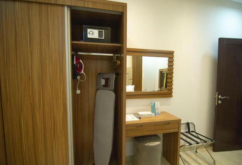 مقام المستقبل ريزيدنس للشقق المخدومه Maqam Residanc