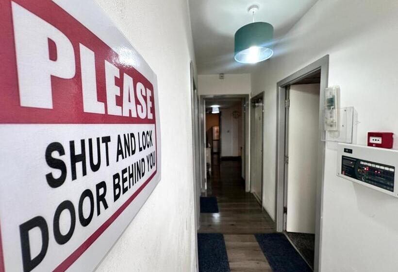 Adelphi Rooms Preston