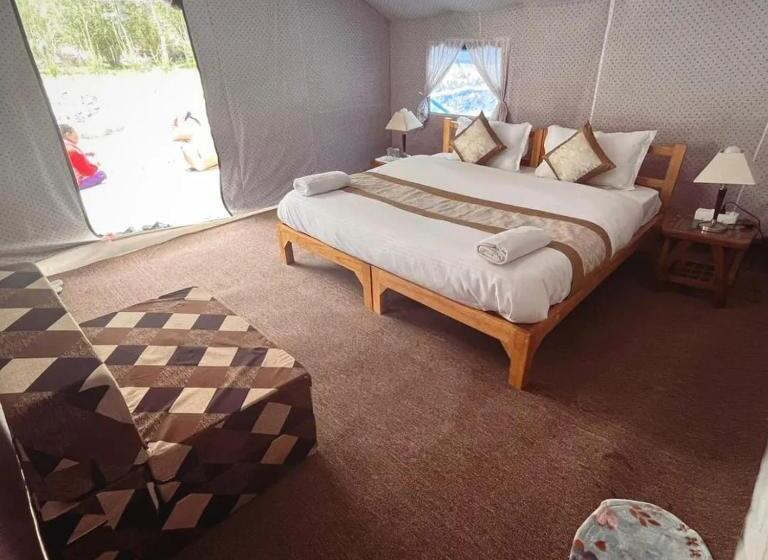 Bed and Breakfast Ladakh Mountian Escape Camp By Lexstays