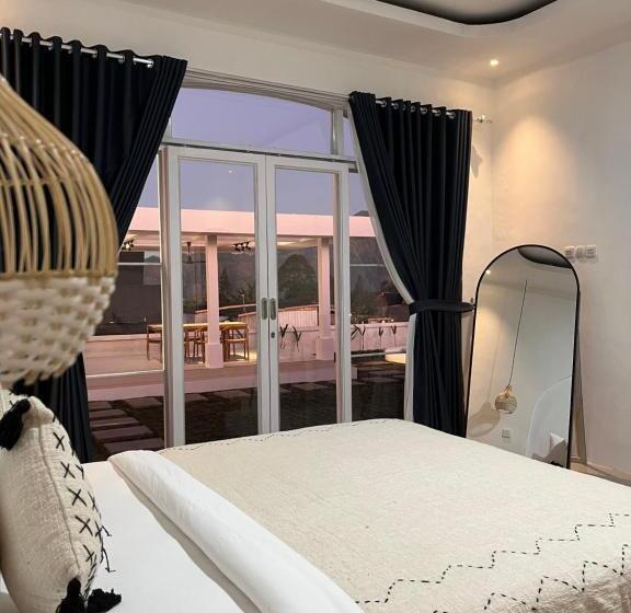 민박 Villa Montana