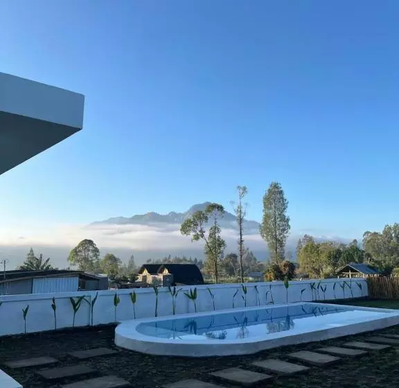 Aamiaismajoitus (B&B) Villa Montana
