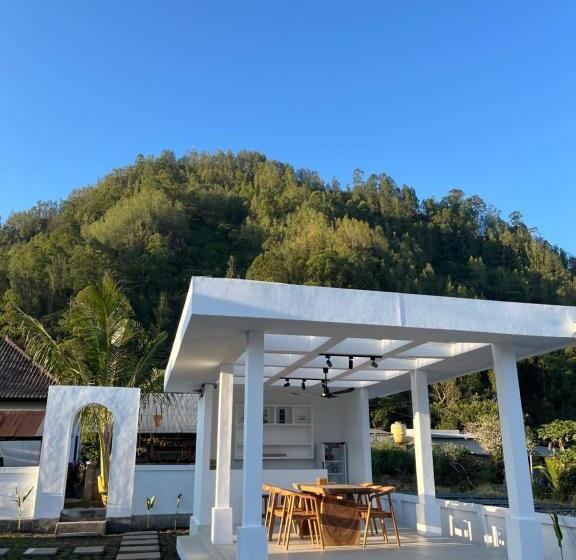 민박 Villa Montana